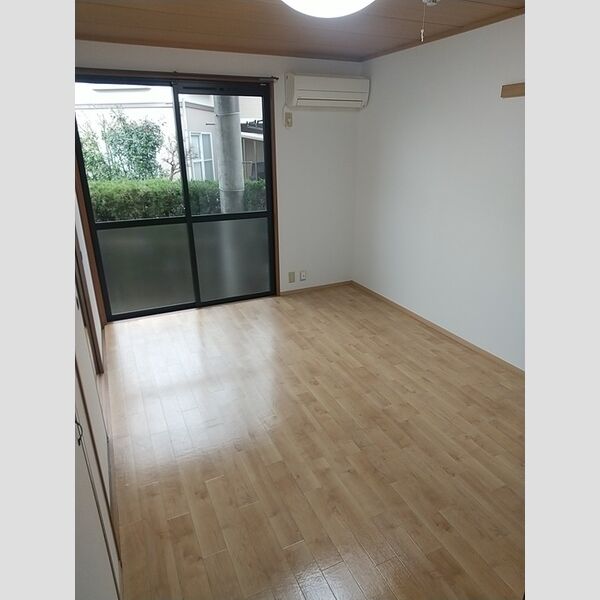 その他 (南東洋室6.0帖)