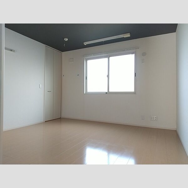 その他 (洋室8.1帖)