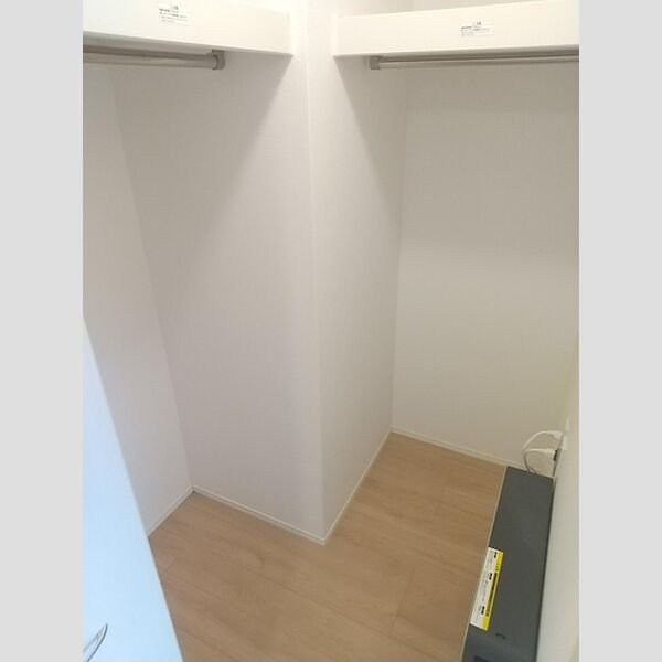 収納 (ウォークインクローゼット)