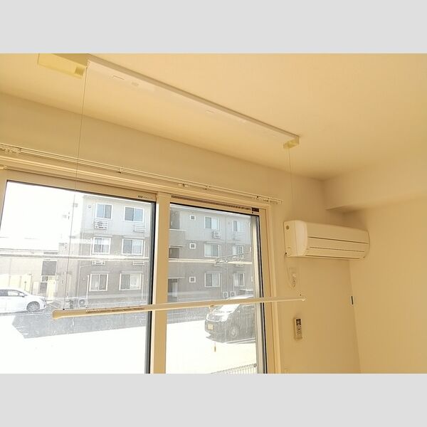 その他 (室内物干し)