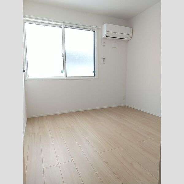 その他 (洋室5.3帖)