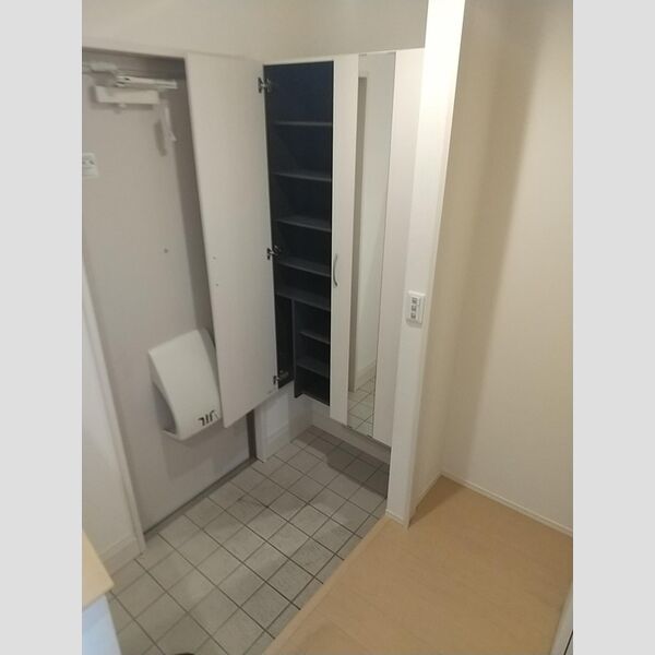 玄関 (玄関(シューズボックス))