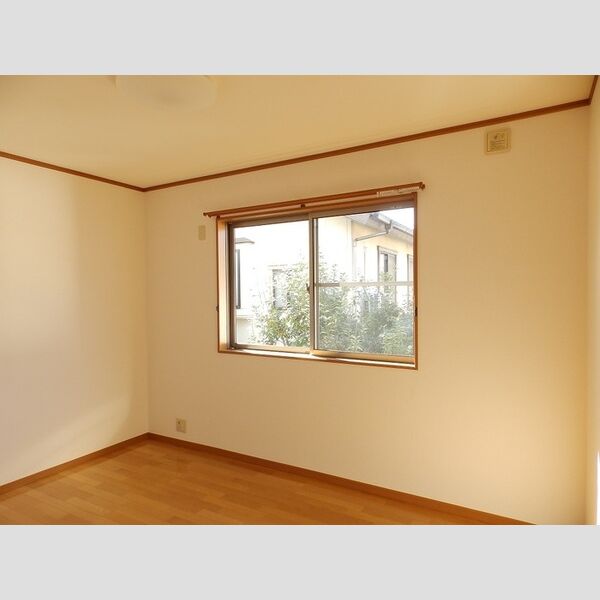 その他 (2F洋間)