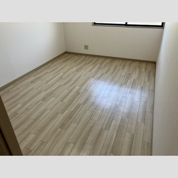 その他 (北側洋室6.0帖)