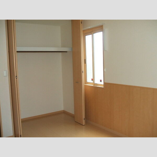 収納 (D102　洋室クローゼット)