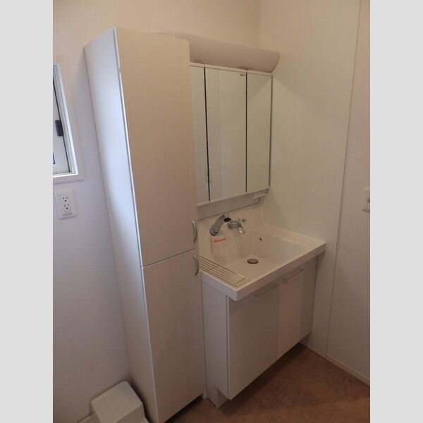 洗面所 (洗髪洗面化粧台)