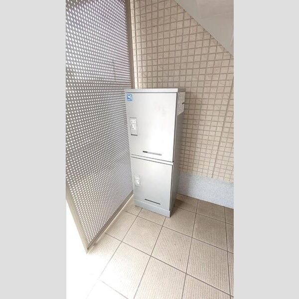 現地周辺 (宅配ボックス)