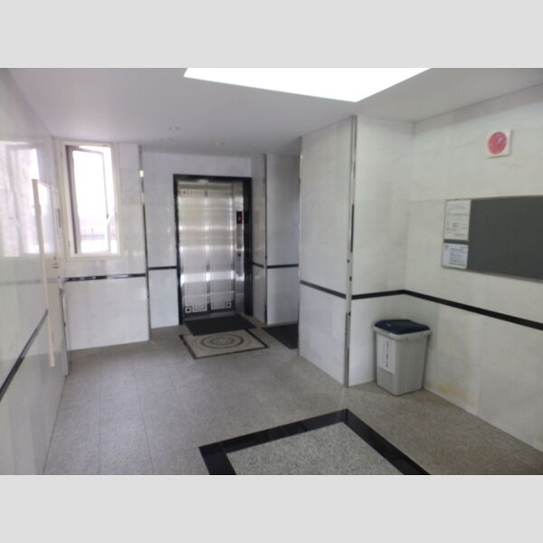 現地周辺 (ロビー)