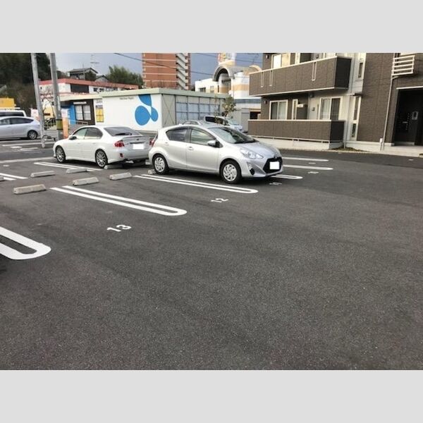 駐車場 (駐車場)