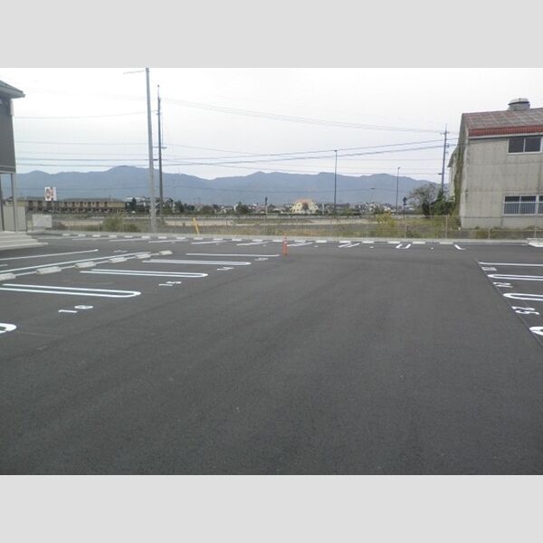 駐車場 (駐車場)