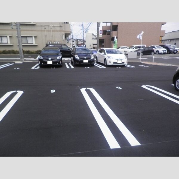駐車場 (駐車場)