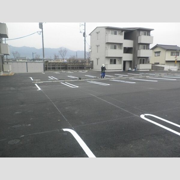 駐車場 (駐車場)