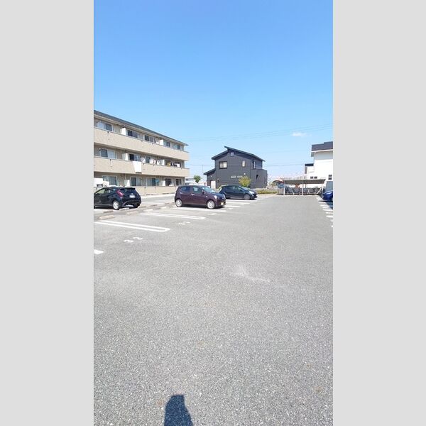 駐車場 (駐車場)