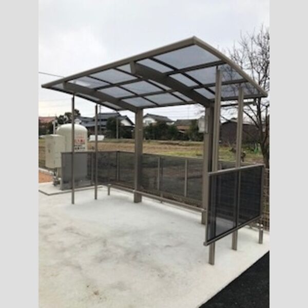 現地周辺 (駐輪場)