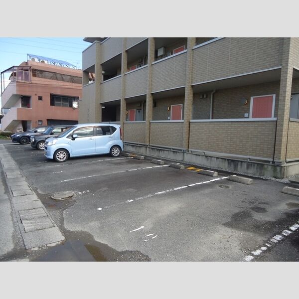 駐車場 (駐車場)