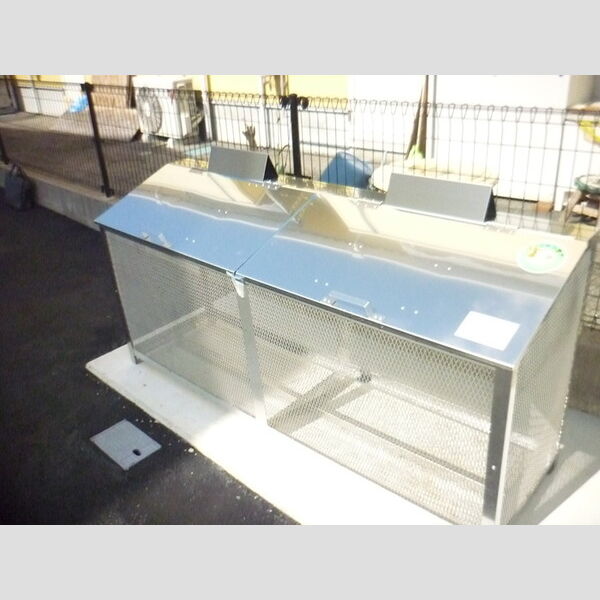 現地周辺 (ごみばこ)