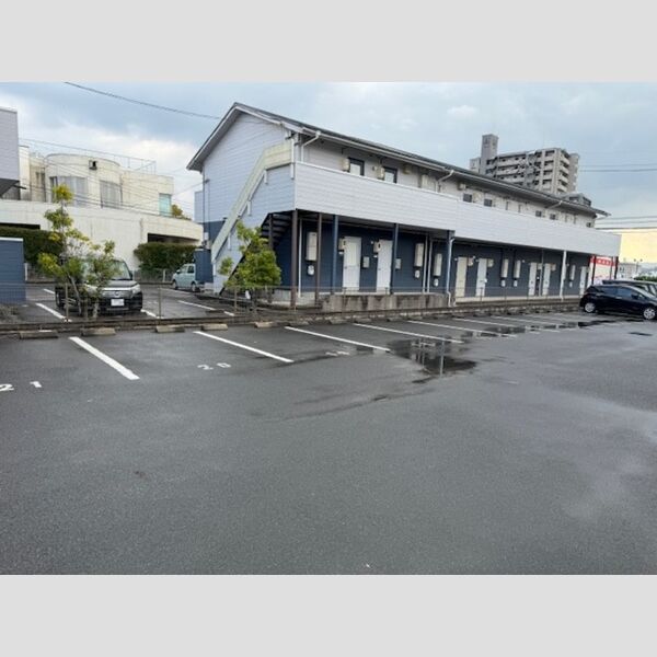 駐車場 (駐車場)