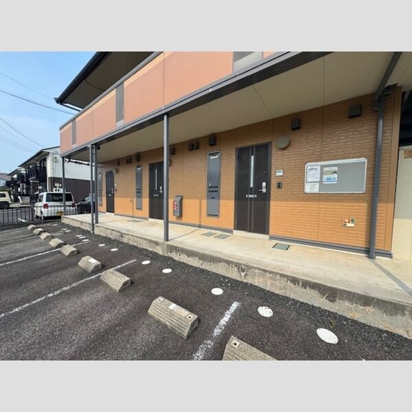 エントランス (エントランス)