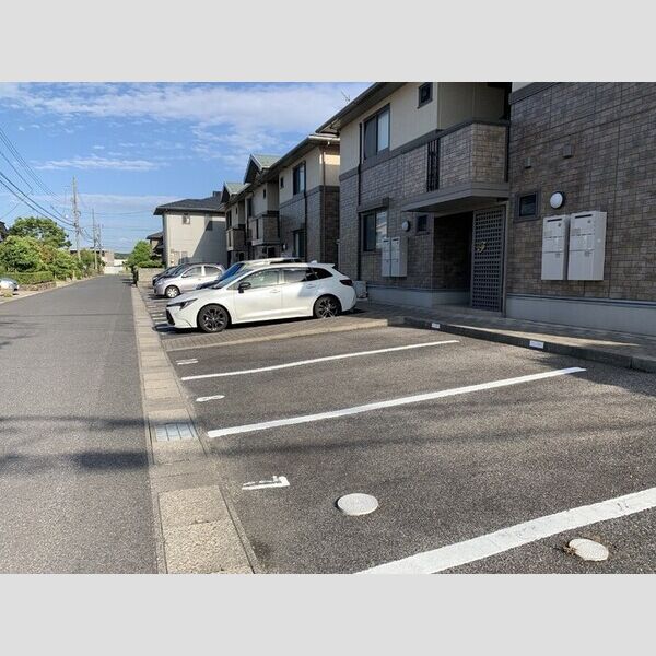 駐車場 (駐車場)