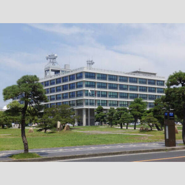 現地周辺 (周辺写真 島根県庁(当物件より303m))