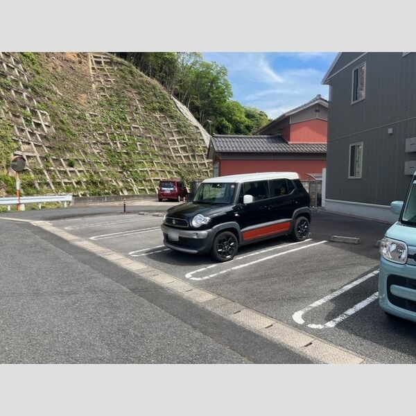 駐車場 (駐車場)
