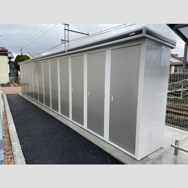 現地周辺 (物置)