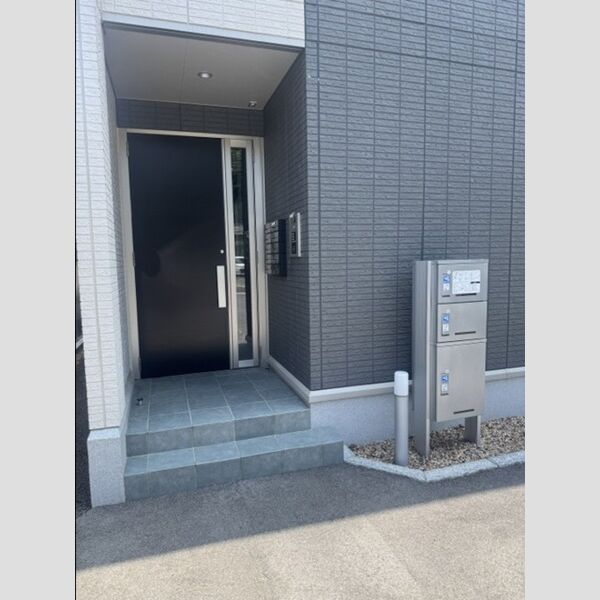 エントランス (エントランス(宅配ボックス付き))