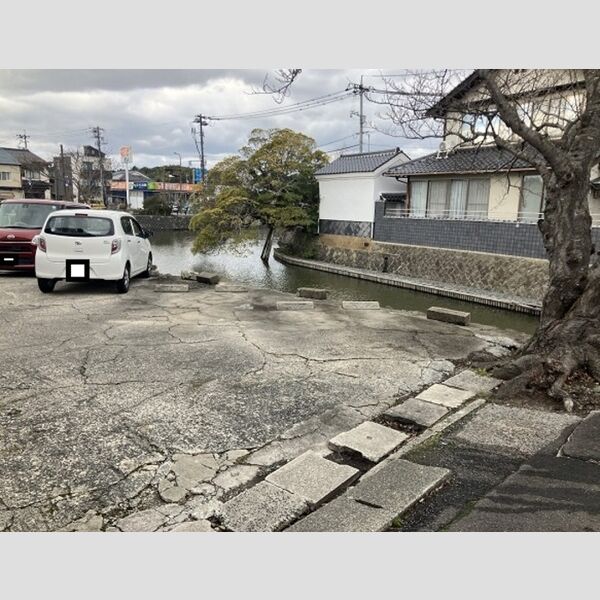 駐車場 (外部駐車場(軽自動車区画・先着2台))