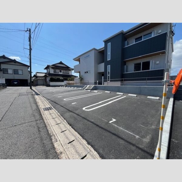 駐車場 (駐車場)