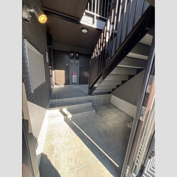 現地周辺 (ロビー)