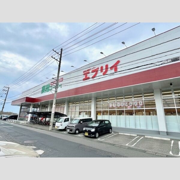 現地周辺 (業務スーパー朝日町店(677m))