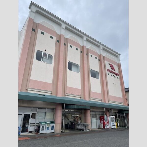 現地周辺 (みしまやさいか店(407m))