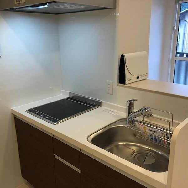 キッチン (対面キッチン(IHクッキングヒーター付))