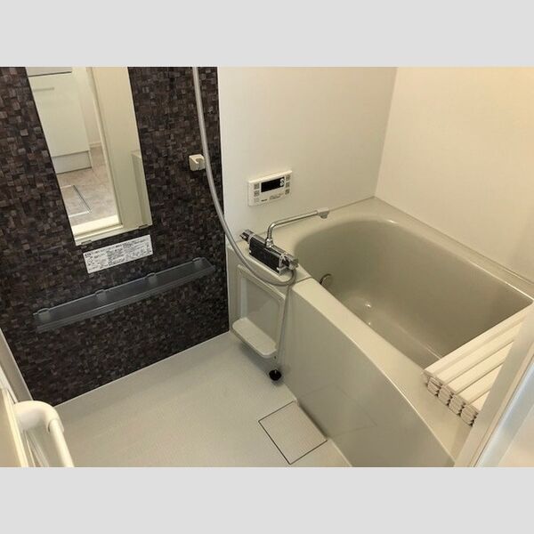 バス (浴室(浴室換気乾燥機付))