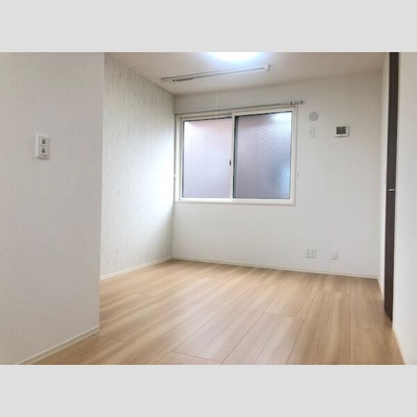 その他 (洋室、室内物干し、照明)