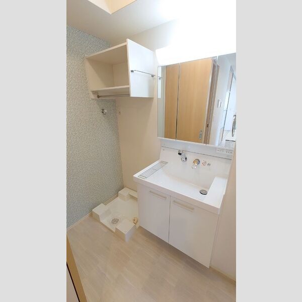 洗面所 (洗髪洗面化粧台)