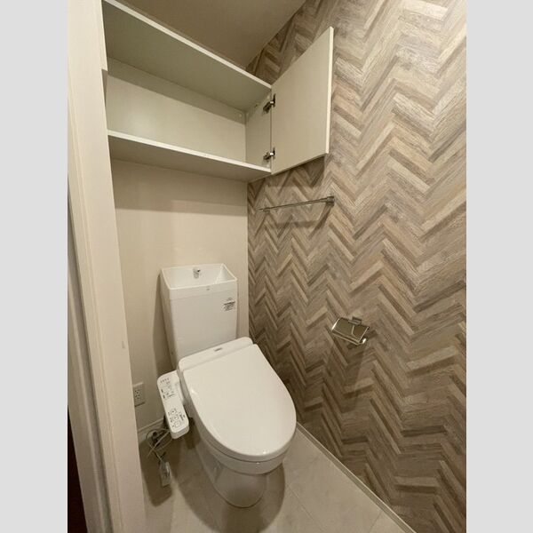 トイレ (温水洗浄便座)