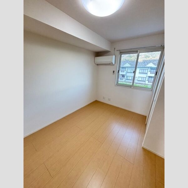 その他 (洋室4.9帖)