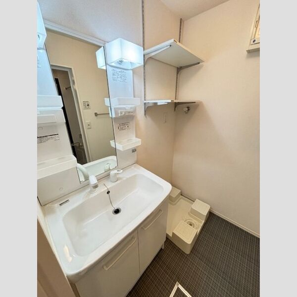 洗面所 (洗面化粧台)