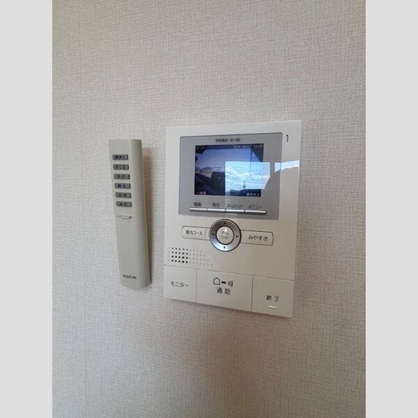 その他設備 (モニター付きインターホン)
