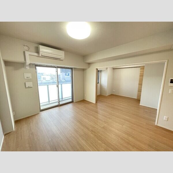 居室・リビング (LDK12.7帖)