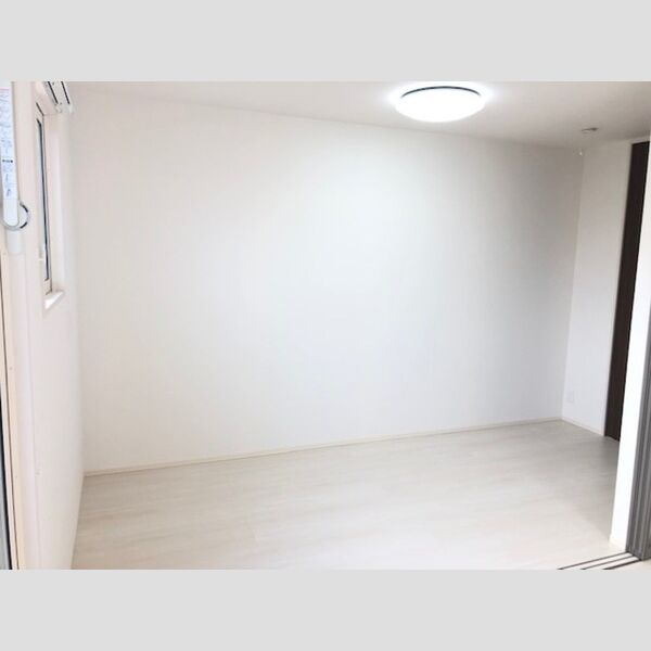 その他 (洋室)