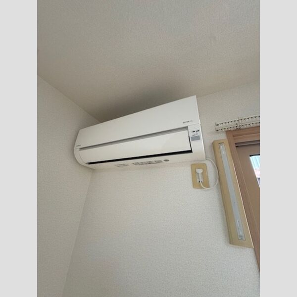 その他設備 (新品エアコン)