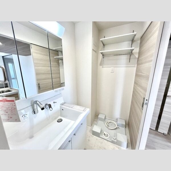 洗面所 (洗面化粧台)