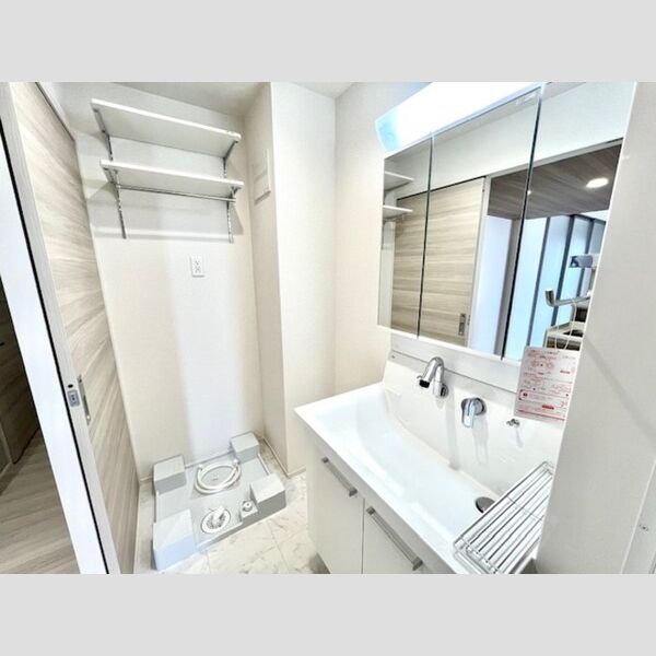 洗面所 (洗面化粧台)