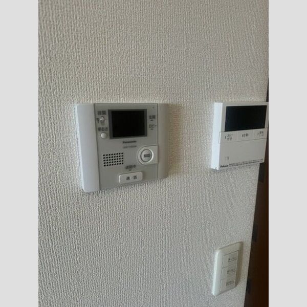 その他設備 (TVモニターホン(オートロック扉連動))