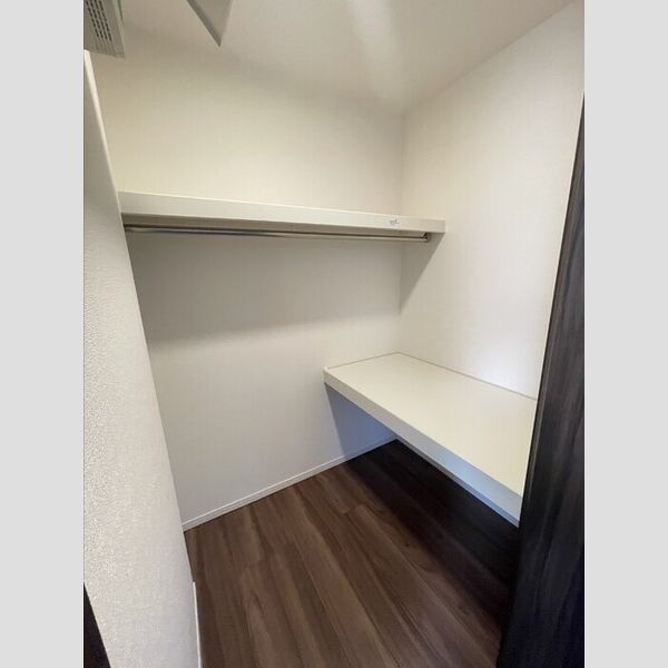 収納 (ウォークインクローゼット)