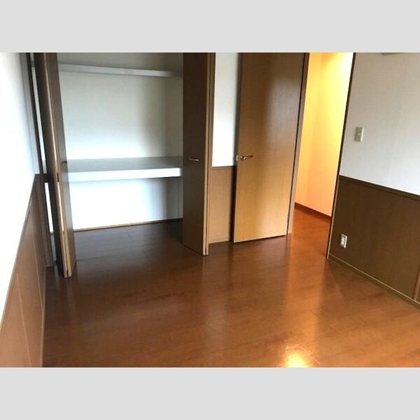 その他 (洋室)