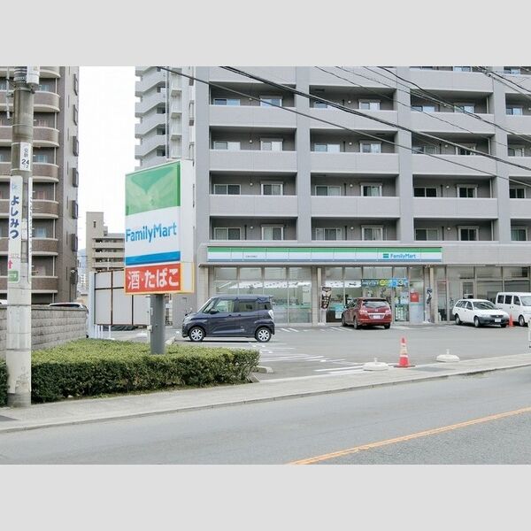 現地周辺 (ファミリーマート大町東店まで405m)