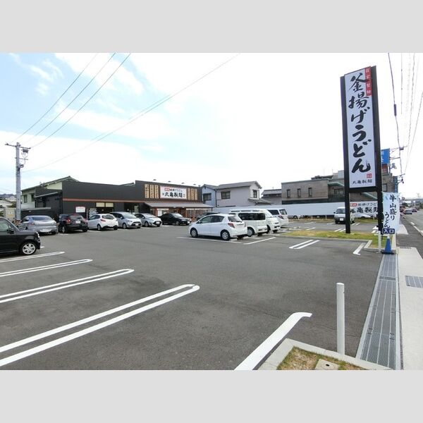 現地周辺 (丸亀製麺広島長束店まで695m)